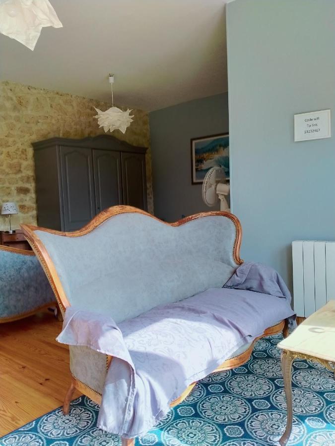 La Cadournaise Bed & Breakfast Saint-Seurin-de-Cadourne Exterior photo
