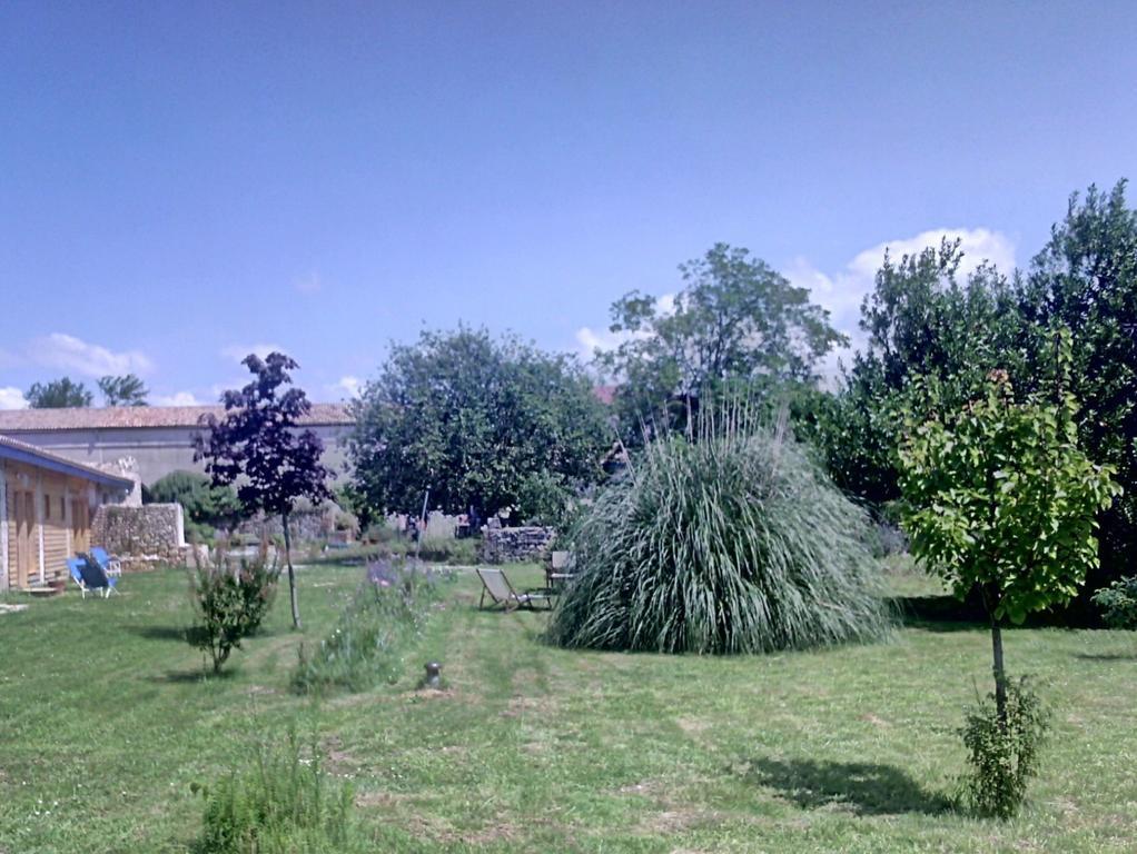 La Cadournaise Bed & Breakfast Saint-Seurin-de-Cadourne Room photo